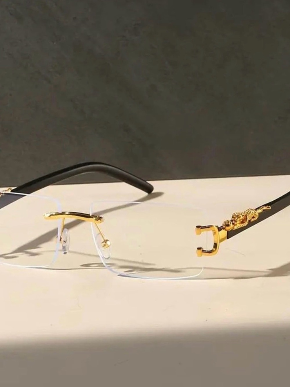 Luxury Rimless Reading Glasses with Gold Accent – Black